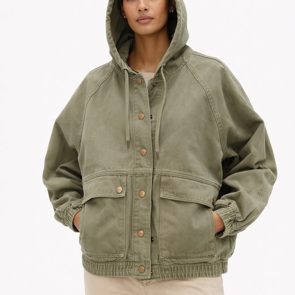 Forever 21 Jackets & Blazers - Forever 21 Army Green Utility Jacket